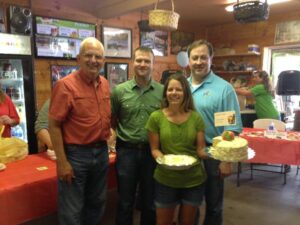 Winners of the 2016 peach cook-off