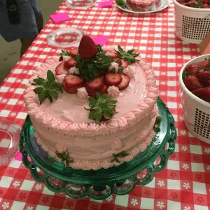 Image of strawberry cream filled vanilla cake