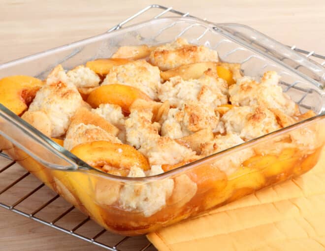 easy peach cobbler