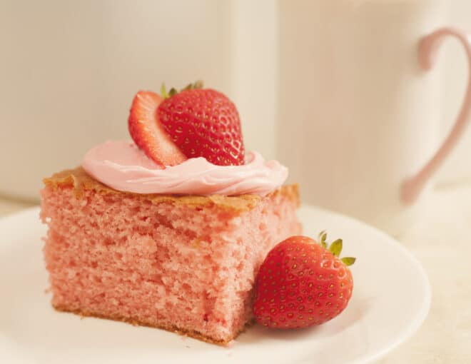 granny jo's homemade strawberry cake